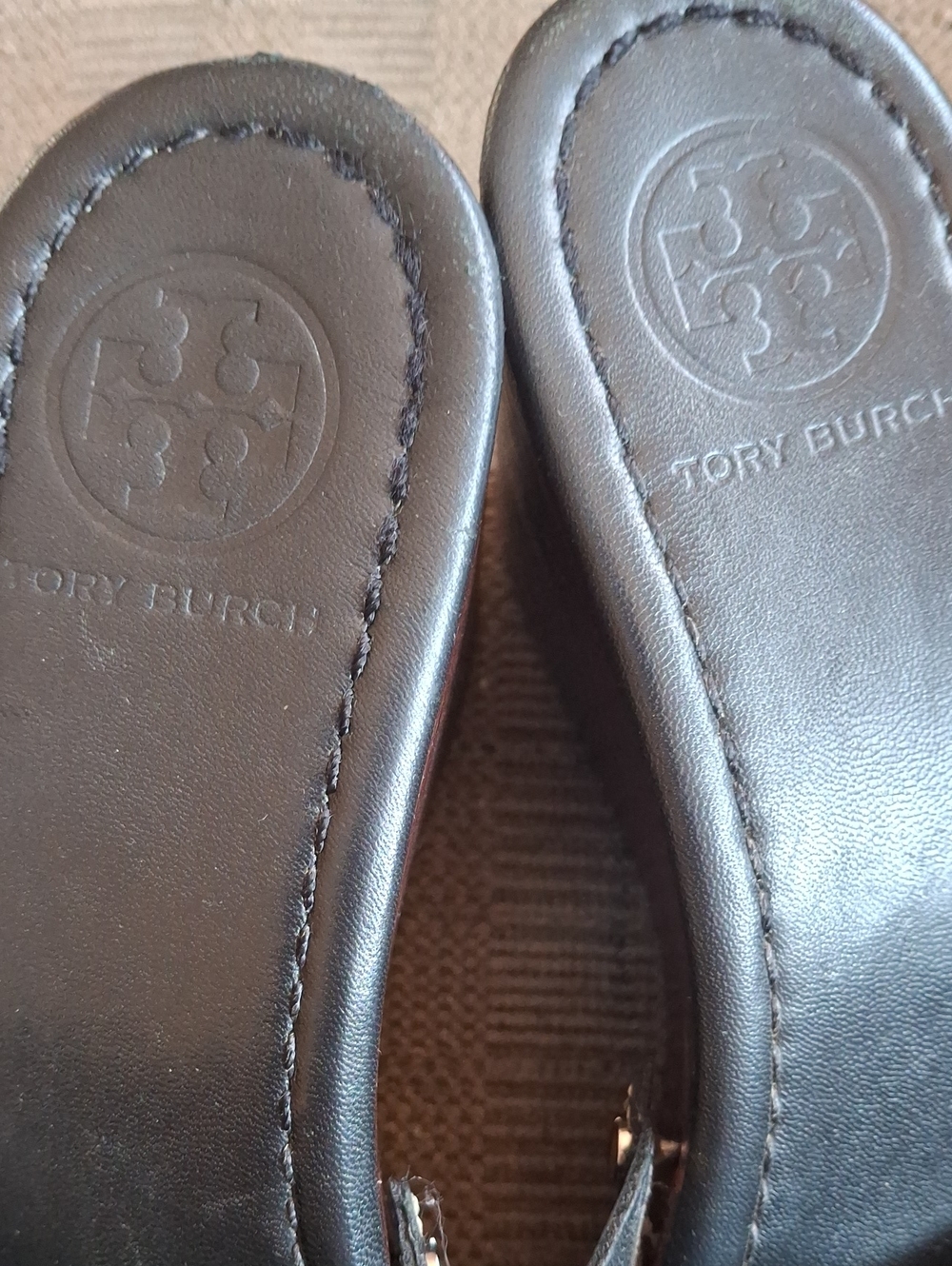 Tory Burch Wedge Sandles With Shoe Bag - Picture 6 of 10